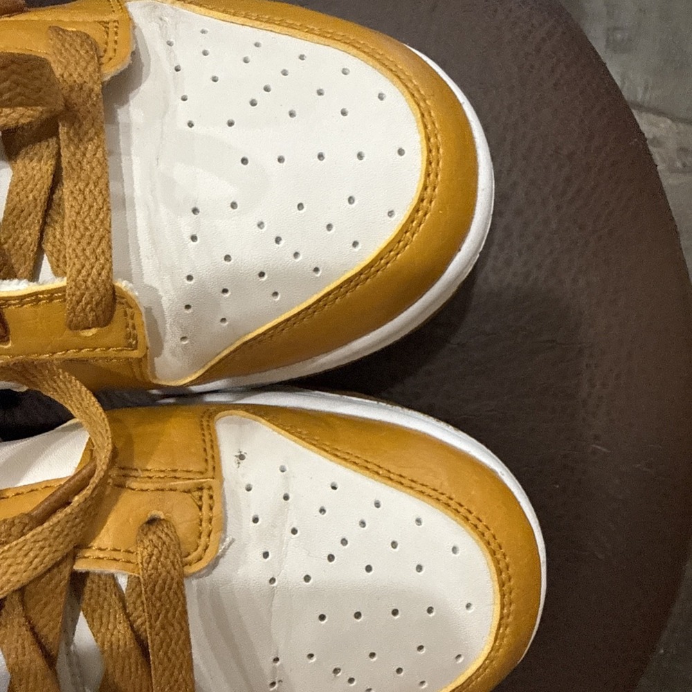 Nike Dunk Low Mustard DN1431-001 Size W 9/M 7.5 - Picture 4 of 9